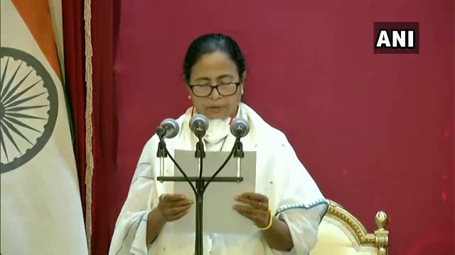 Mamata Banerjee sworn in as Chief Minister for the third time appeals to maintain peace in the state